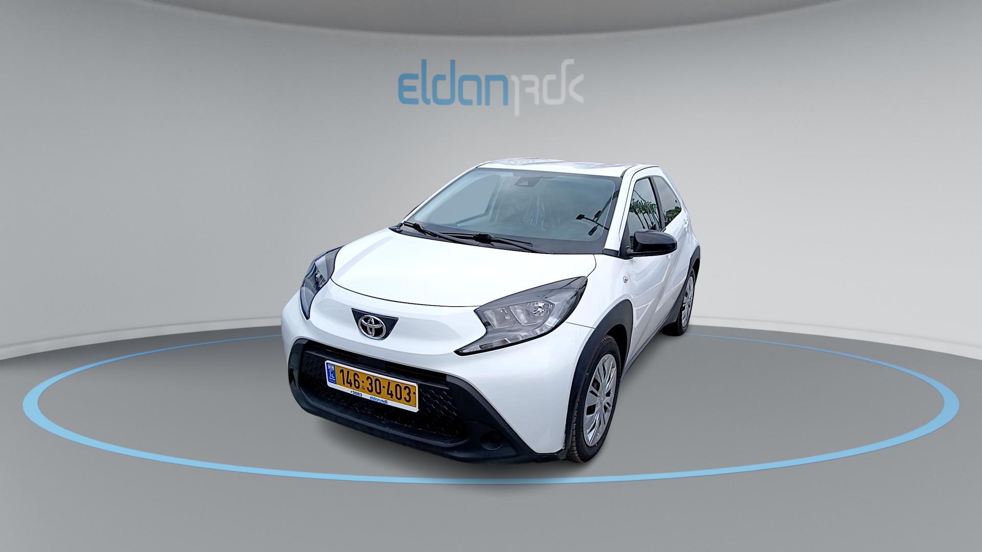 טויוטה PURE אייגו X