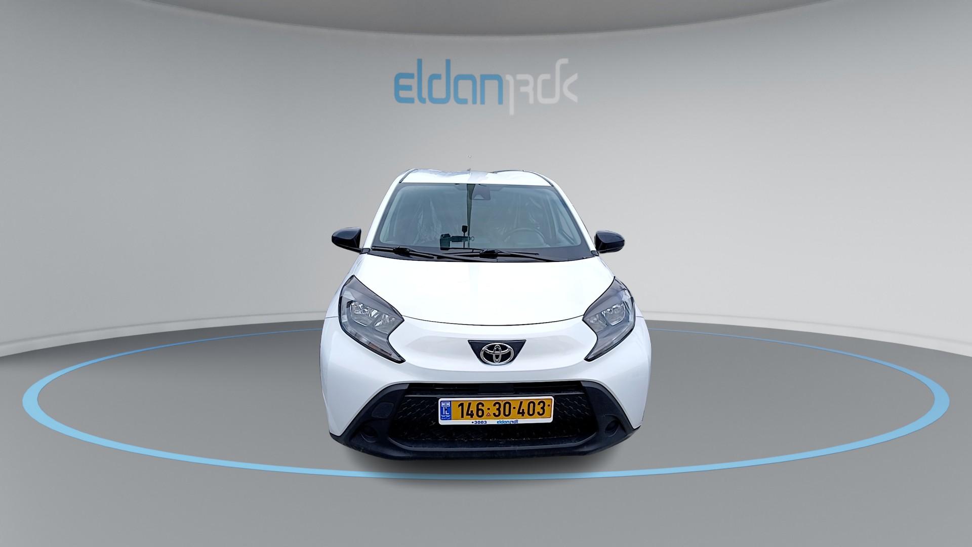 טויוטה PURE אייגו X