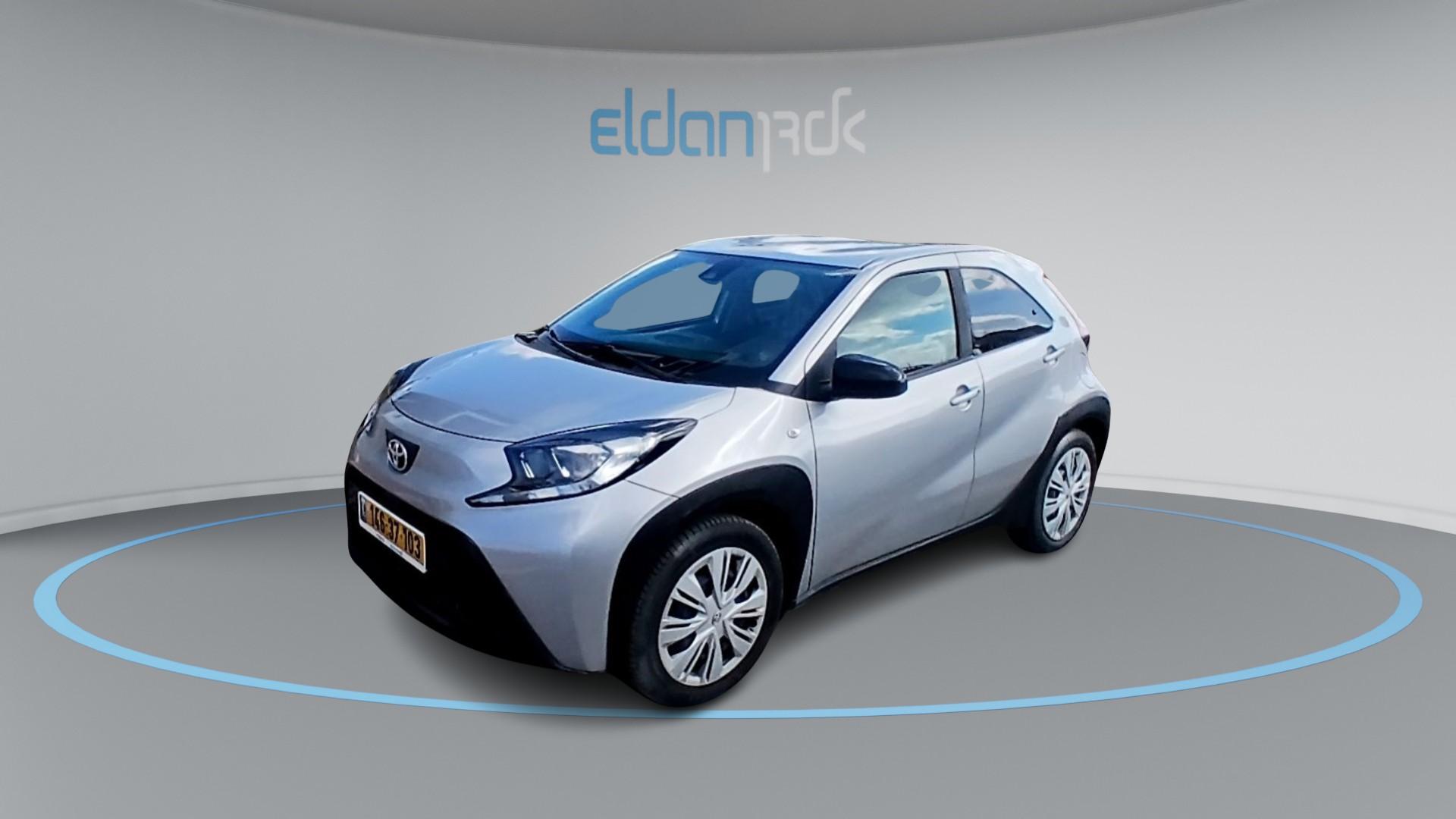 טויוטה PURE אייגו X