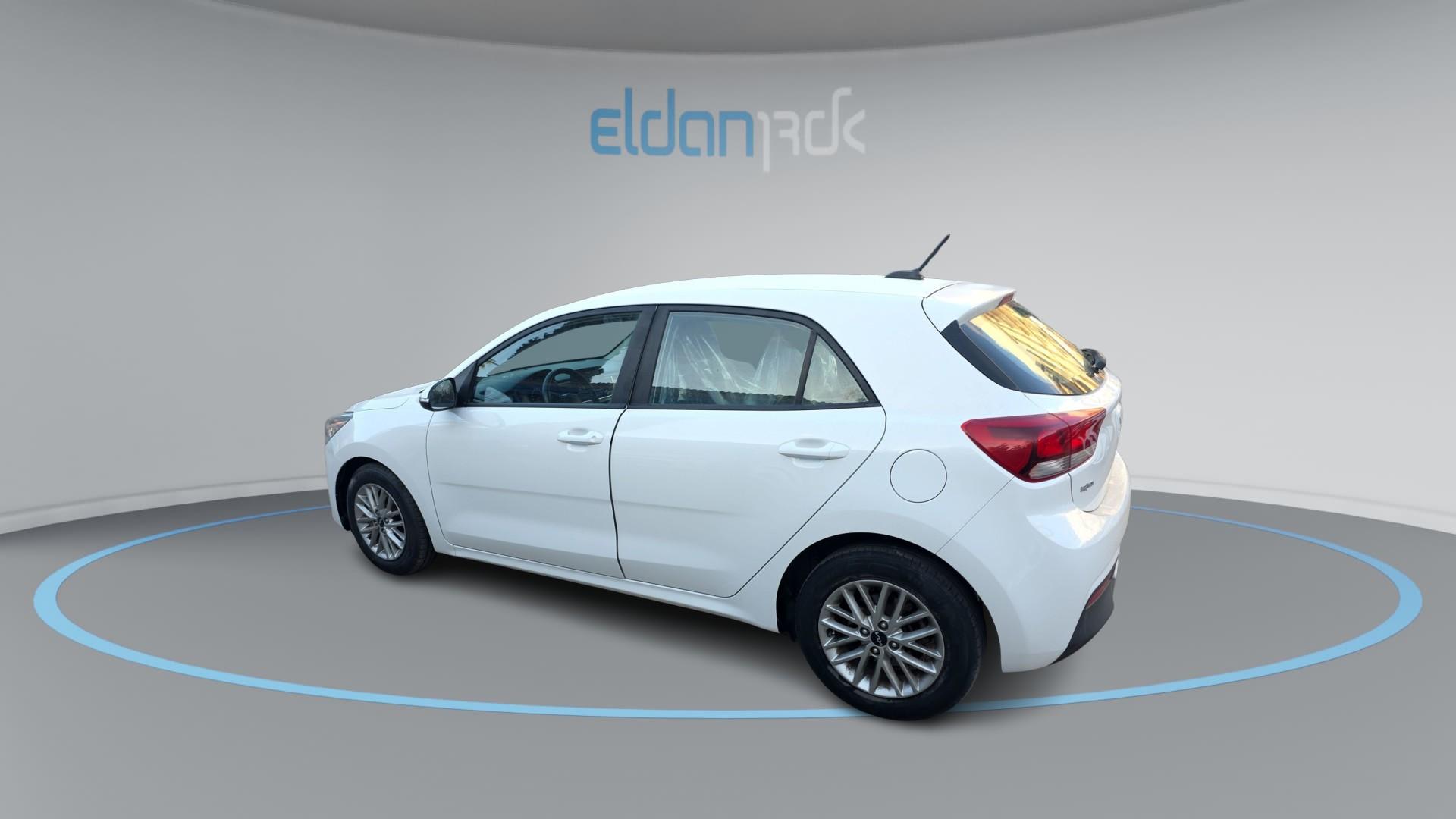 קיה LX ריו