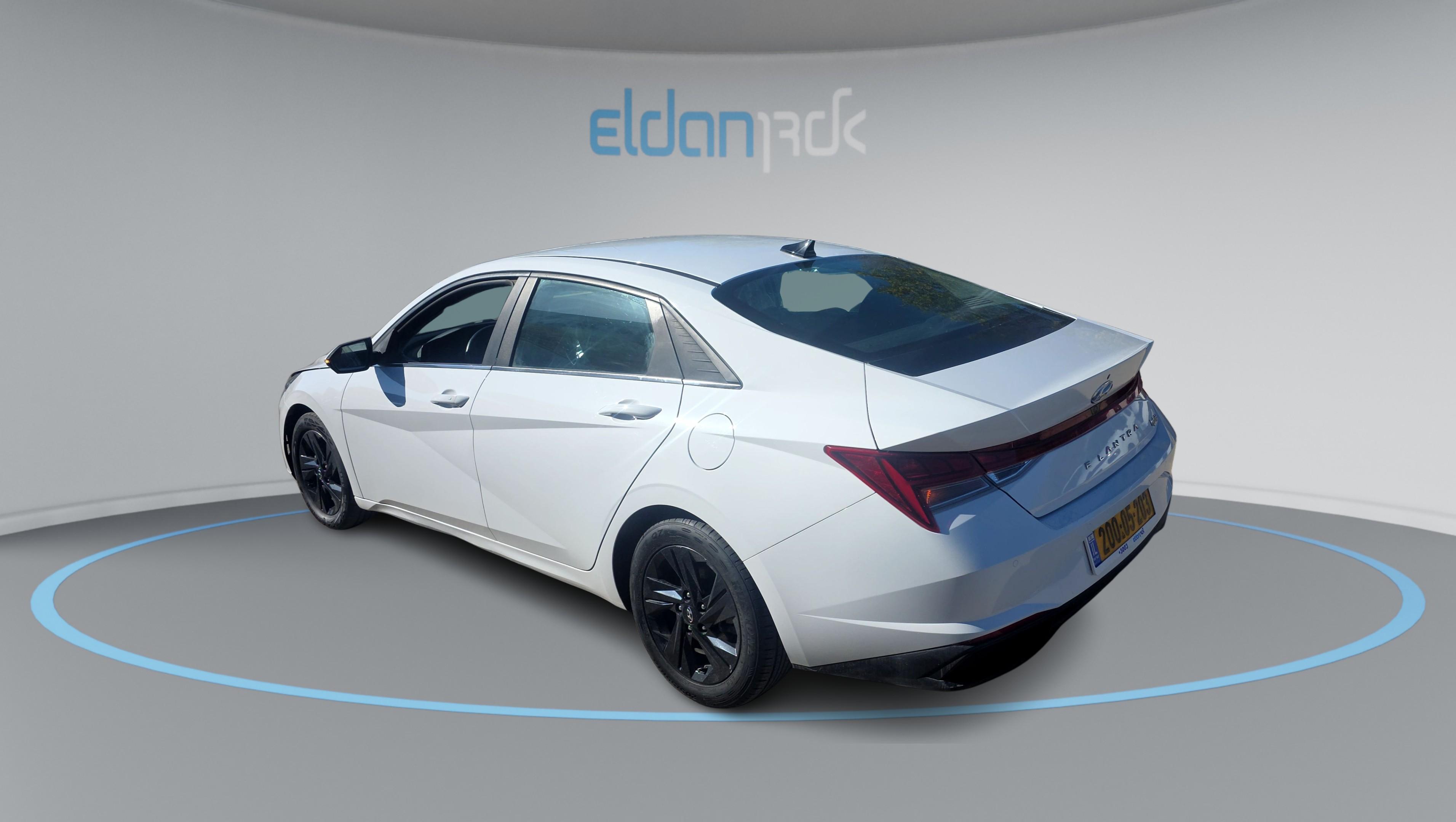 יונדאי אלנטרה PREMIUM