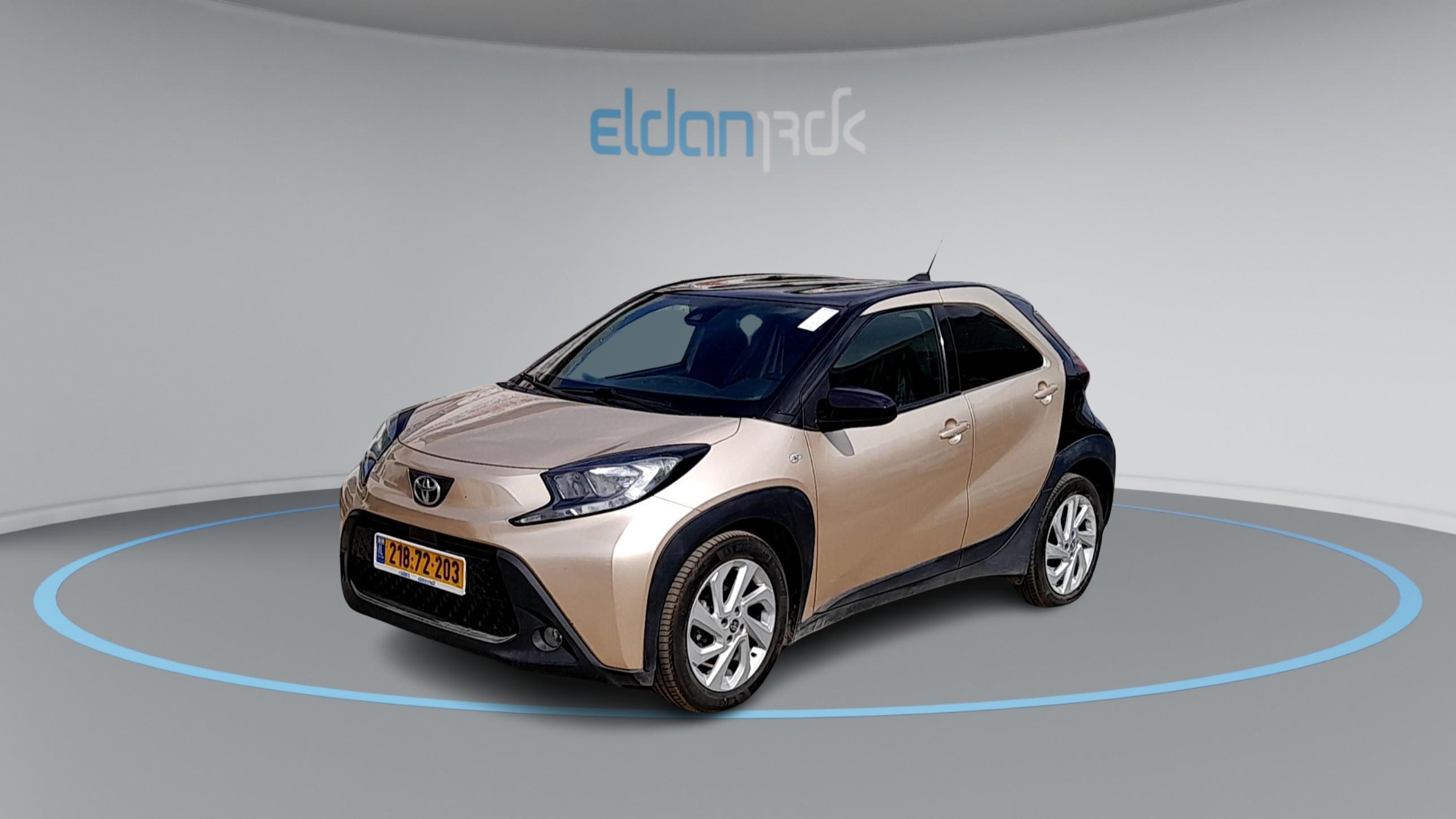 טויוטה PULSE אייגו X