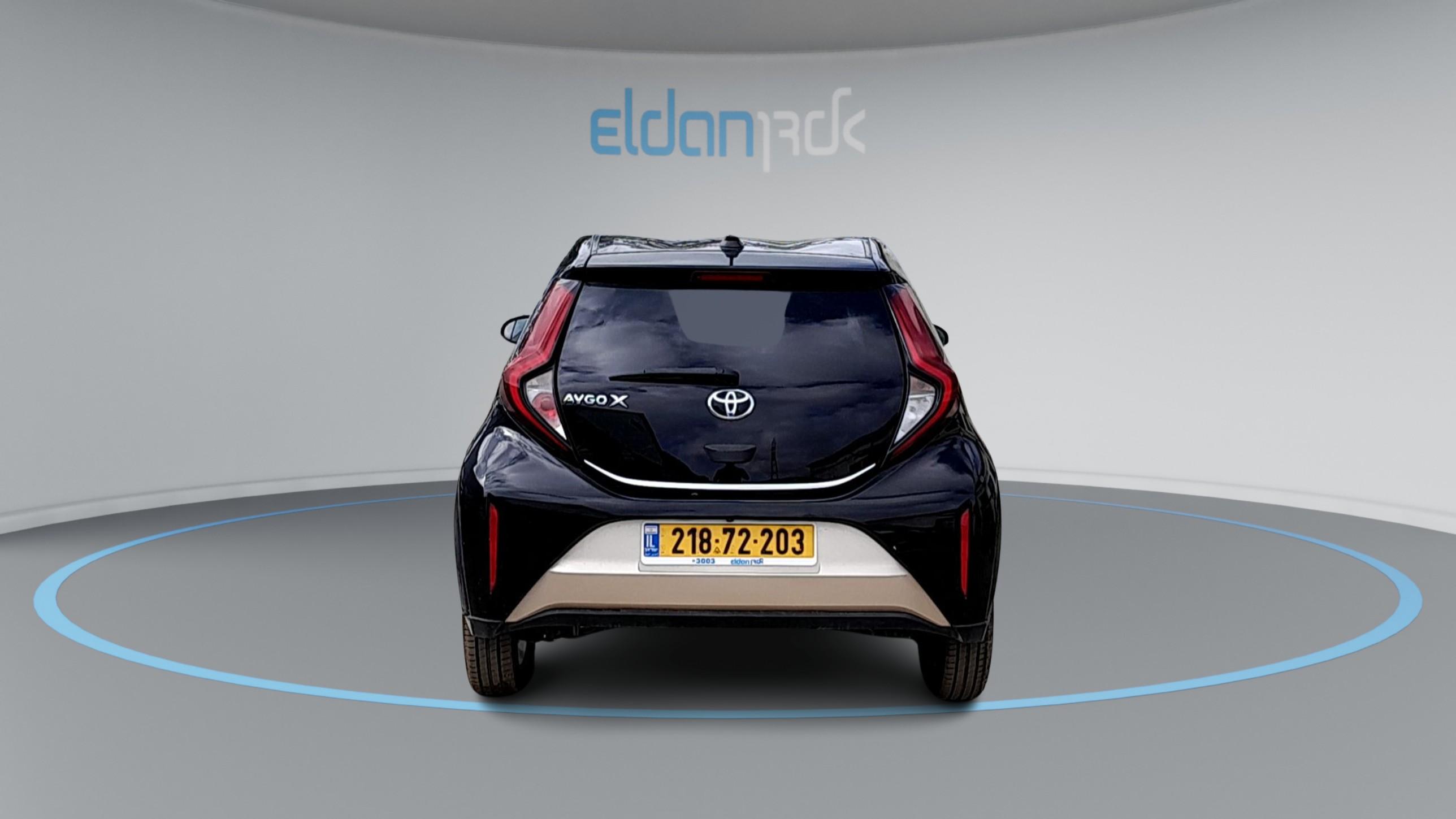 טויוטה PULSE אייגו X