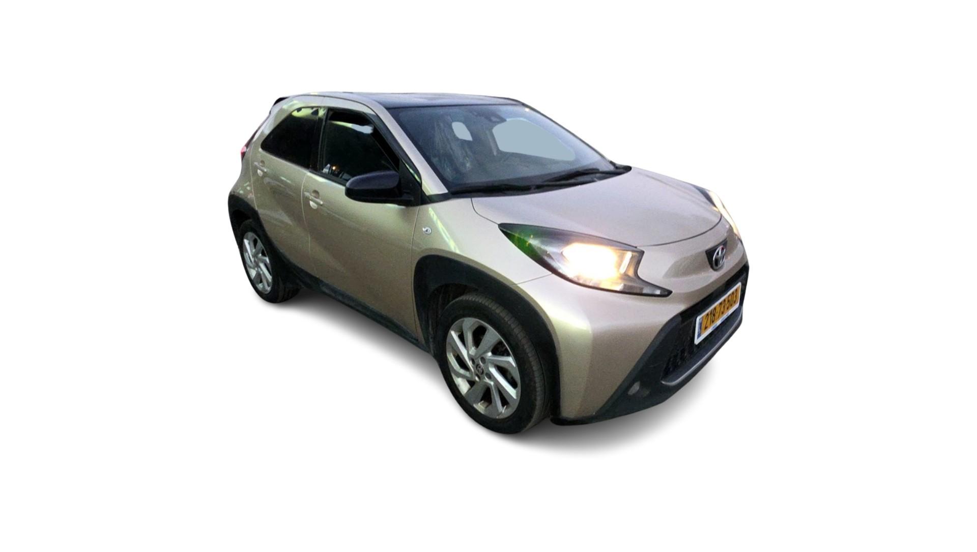 טויוטה PULSE אייגו X