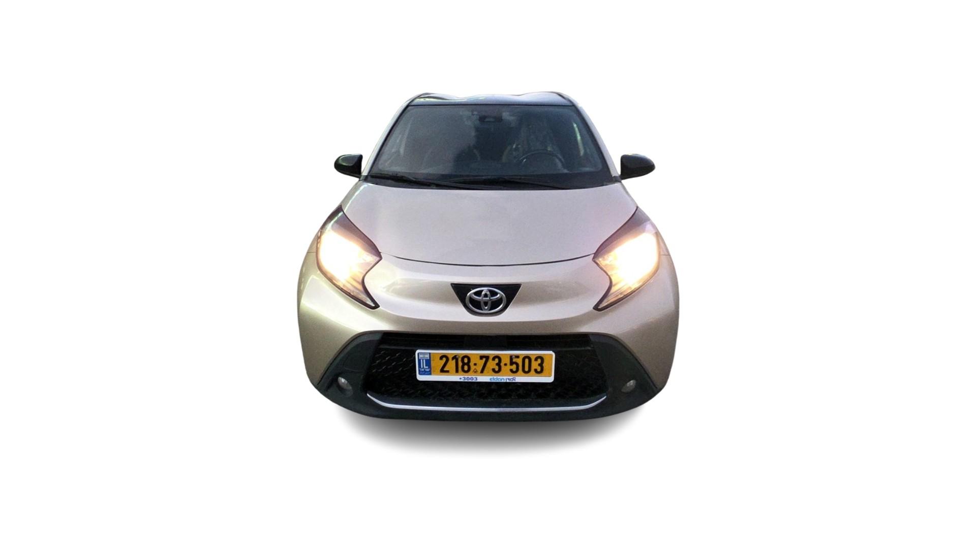 טויוטה PULSE אייגו X