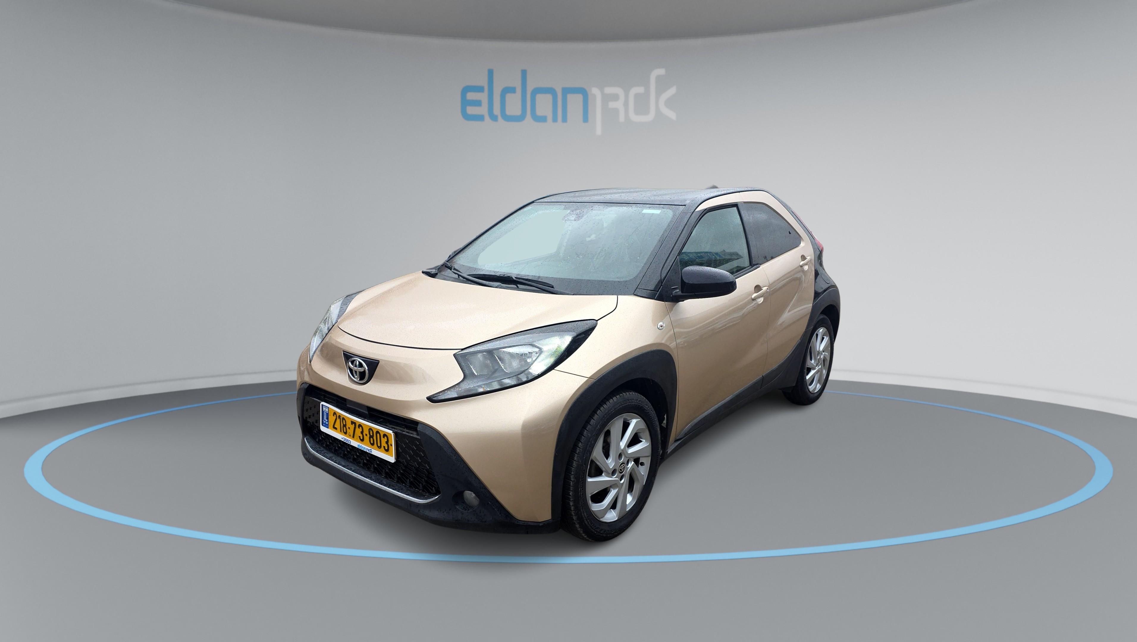 טויוטה PULSE אייגו X