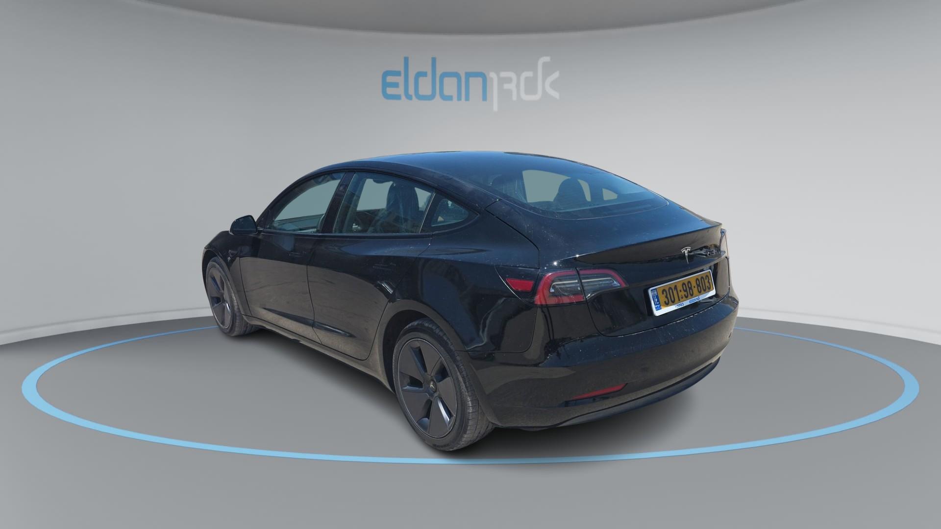 טסלה REAR-WHEEL DRIVE מודל 3