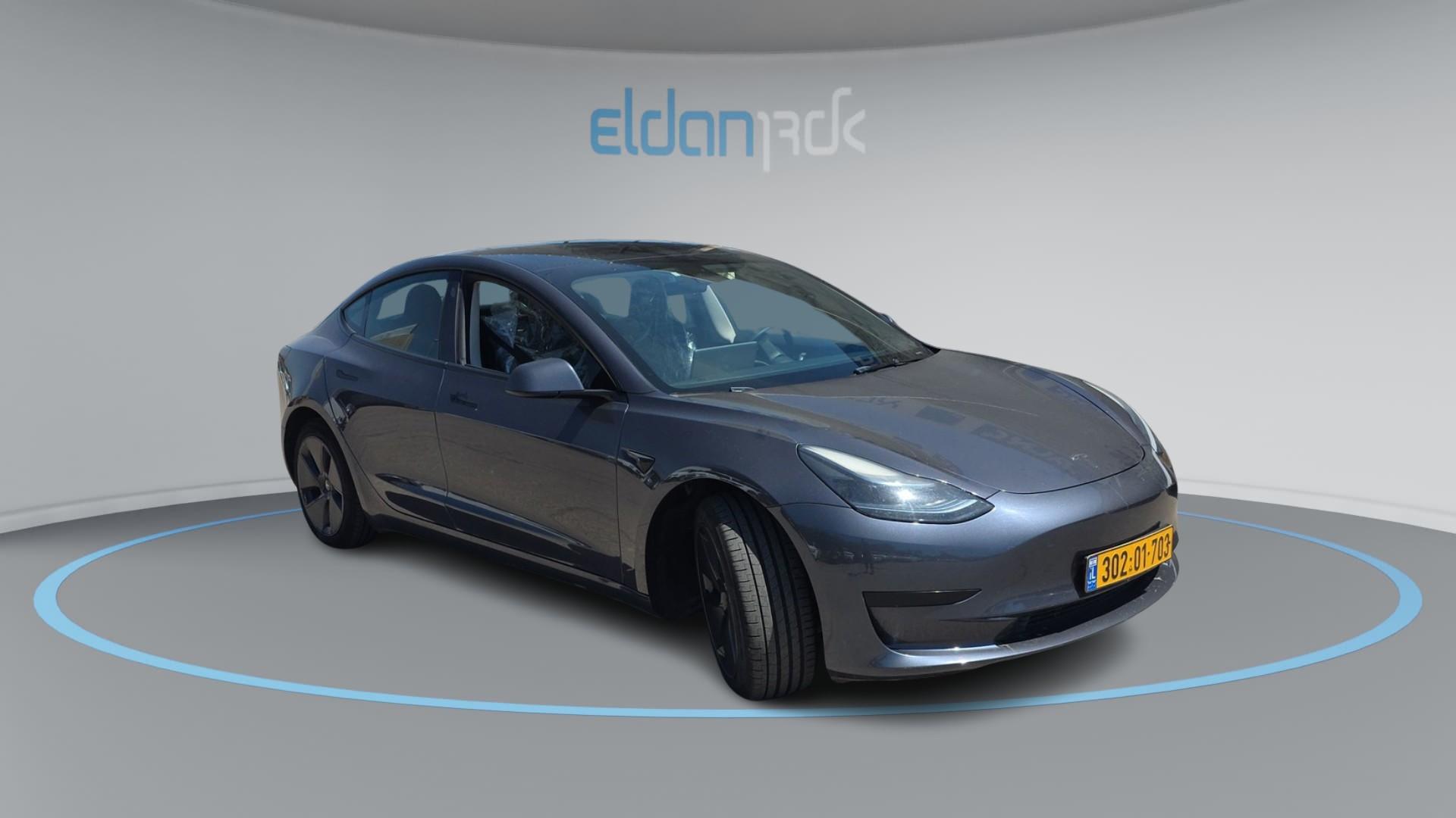 טסלה REAR-WHEEL DRIVE מודל 3