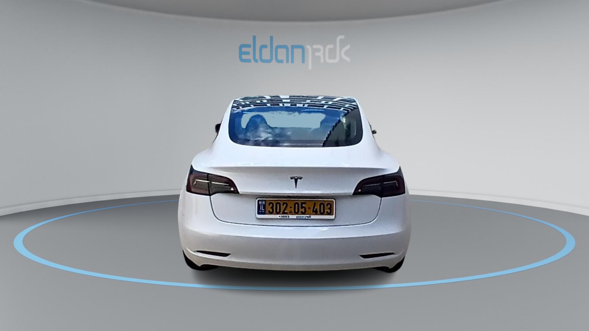 טסלה REAR-WHEEL DRIVE מודל 3