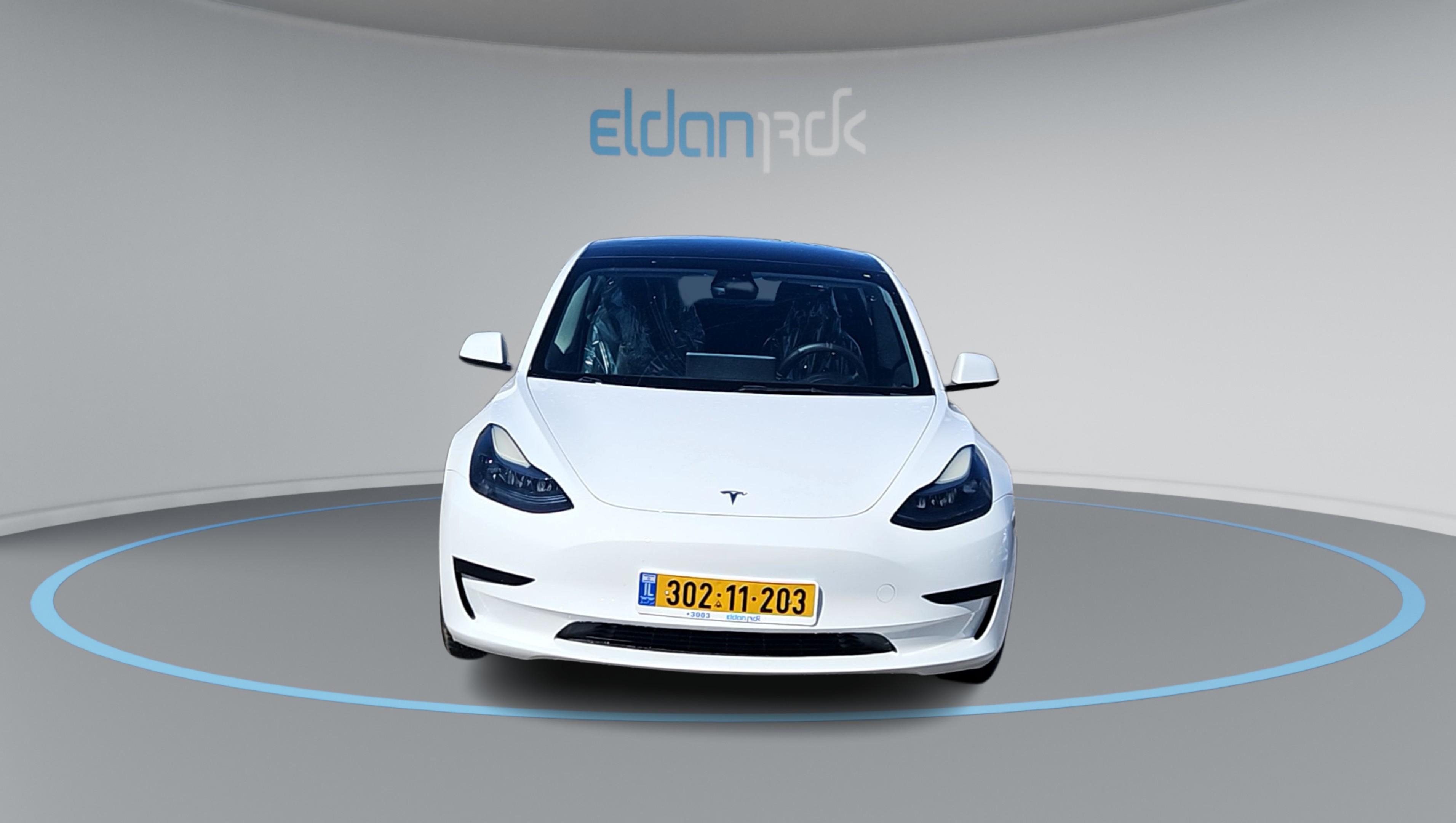 טסלה REAR-WHEEL DRIVE מודל 3