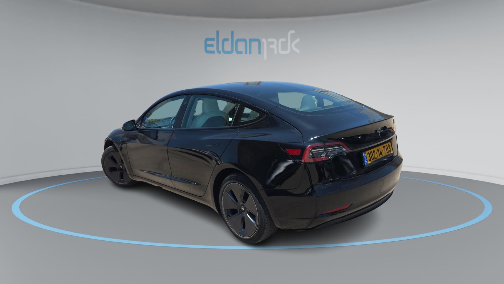 טסלה REAR-WHEEL DRIVE מודל 3