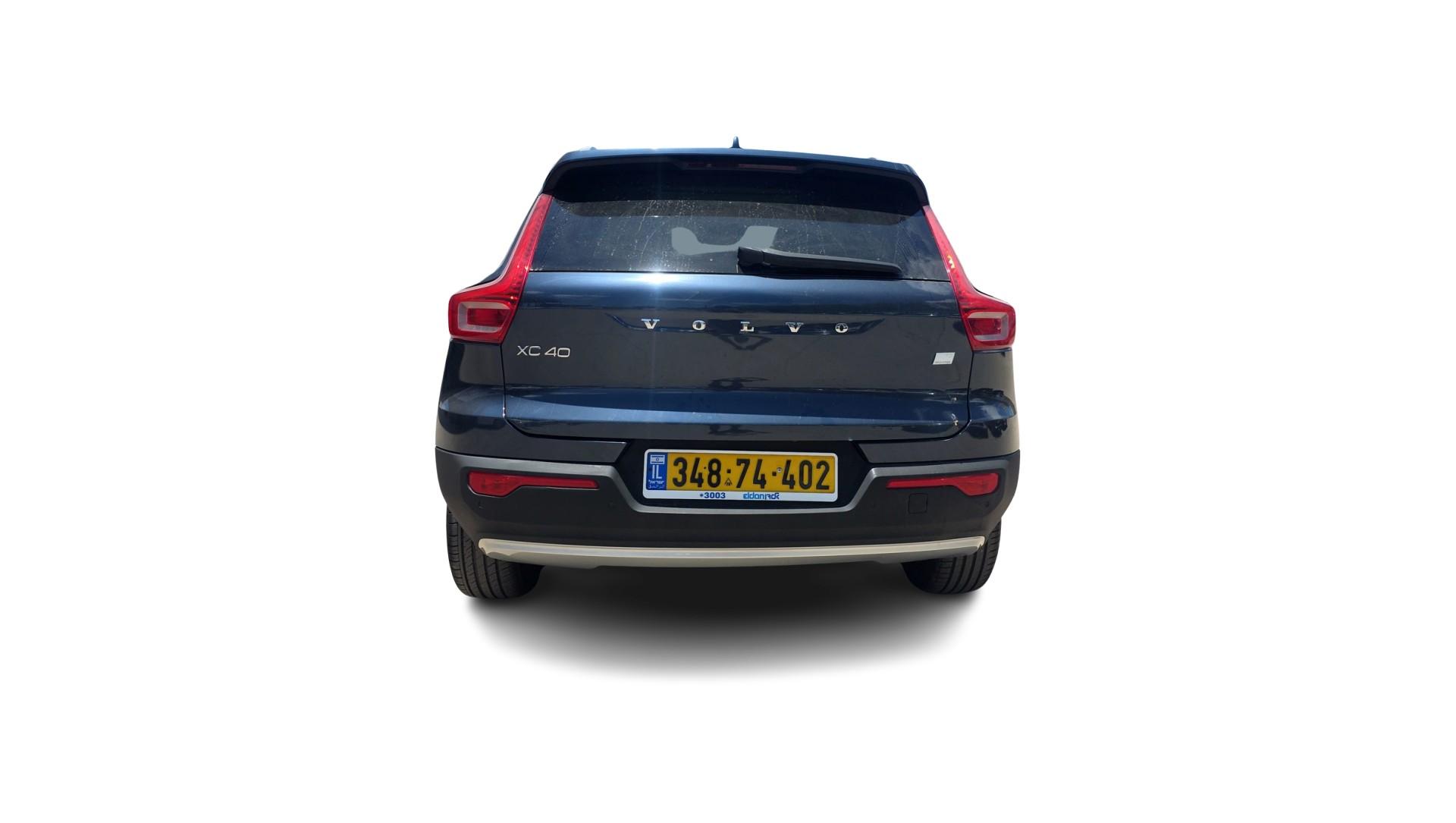 וולוו פלג אין INSCRIPTION EXPRESSION XC40 T5
