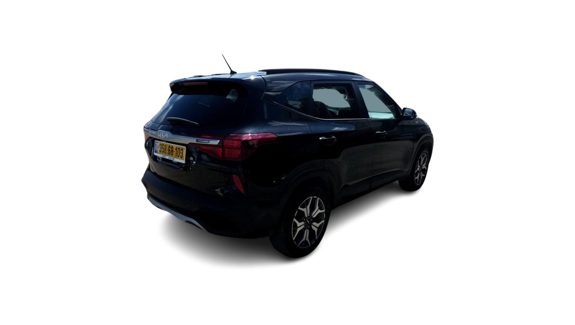 קיה סלטוס URBAN