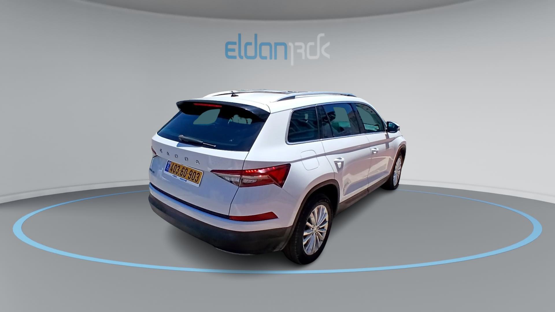 סקודה 7 מושבים TSI גג STYLE קודיאק