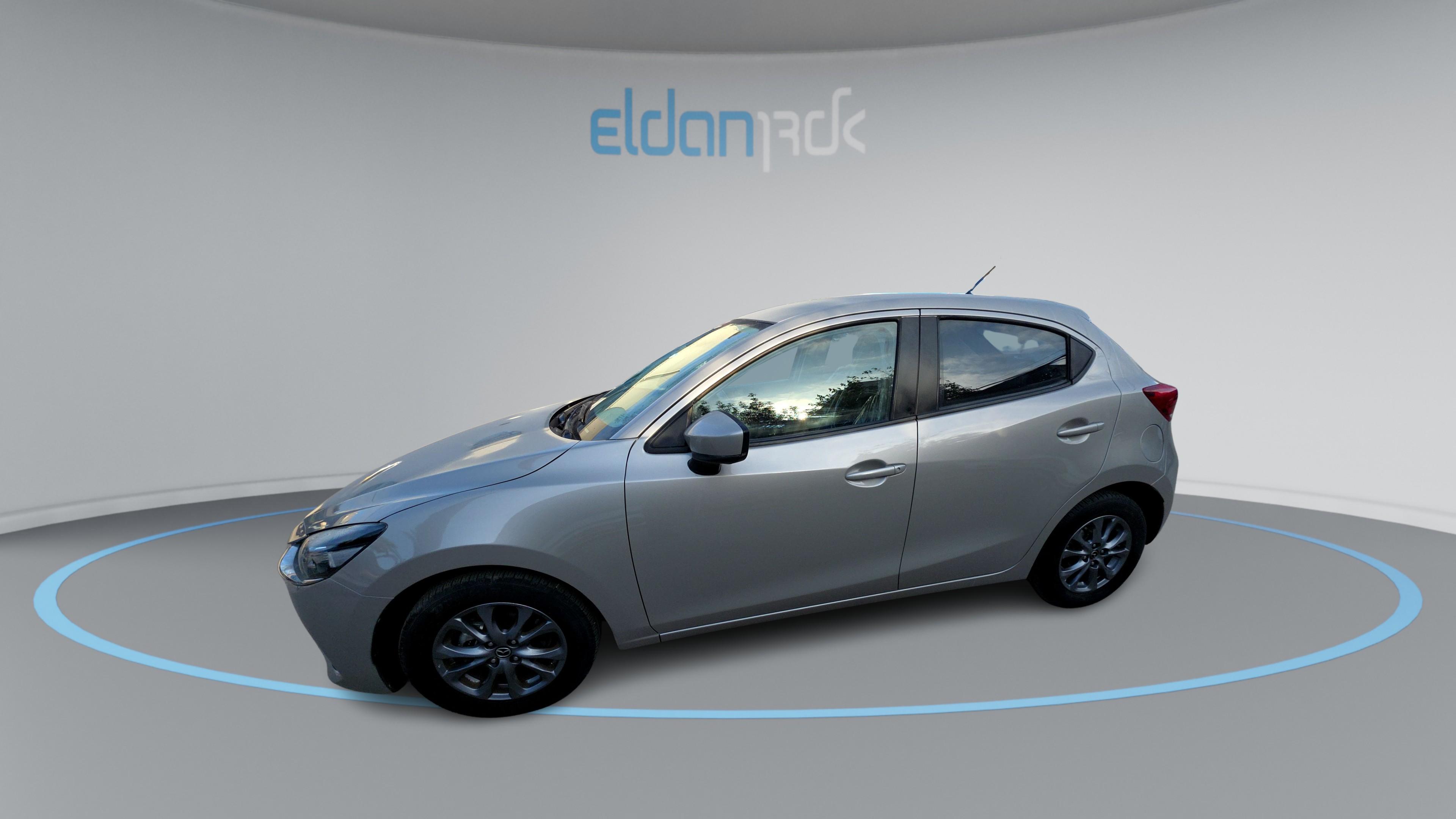 מאזדה DYNAMIC 2