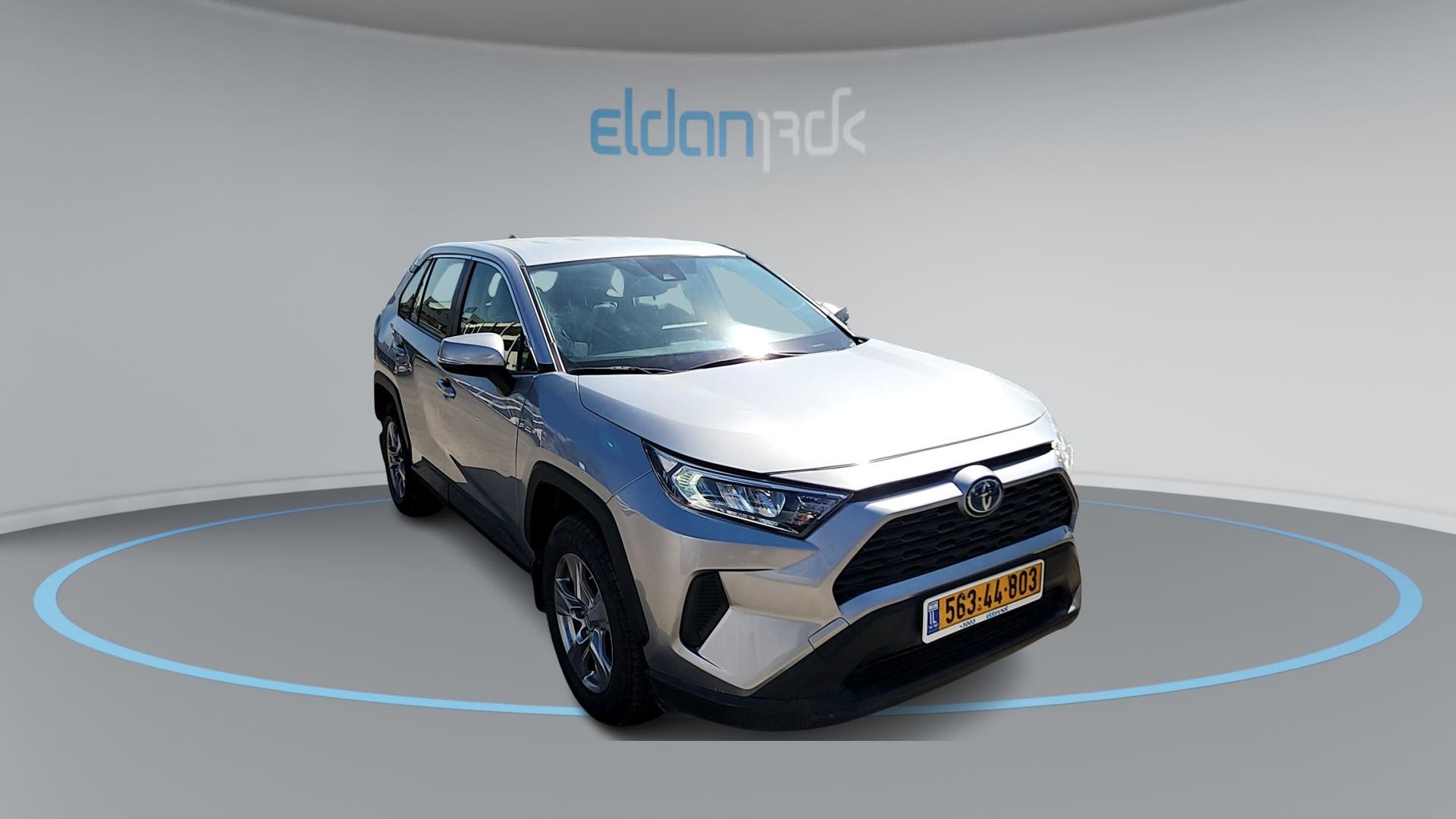 טויוטה היברידי E-VOLVE ראב 4
