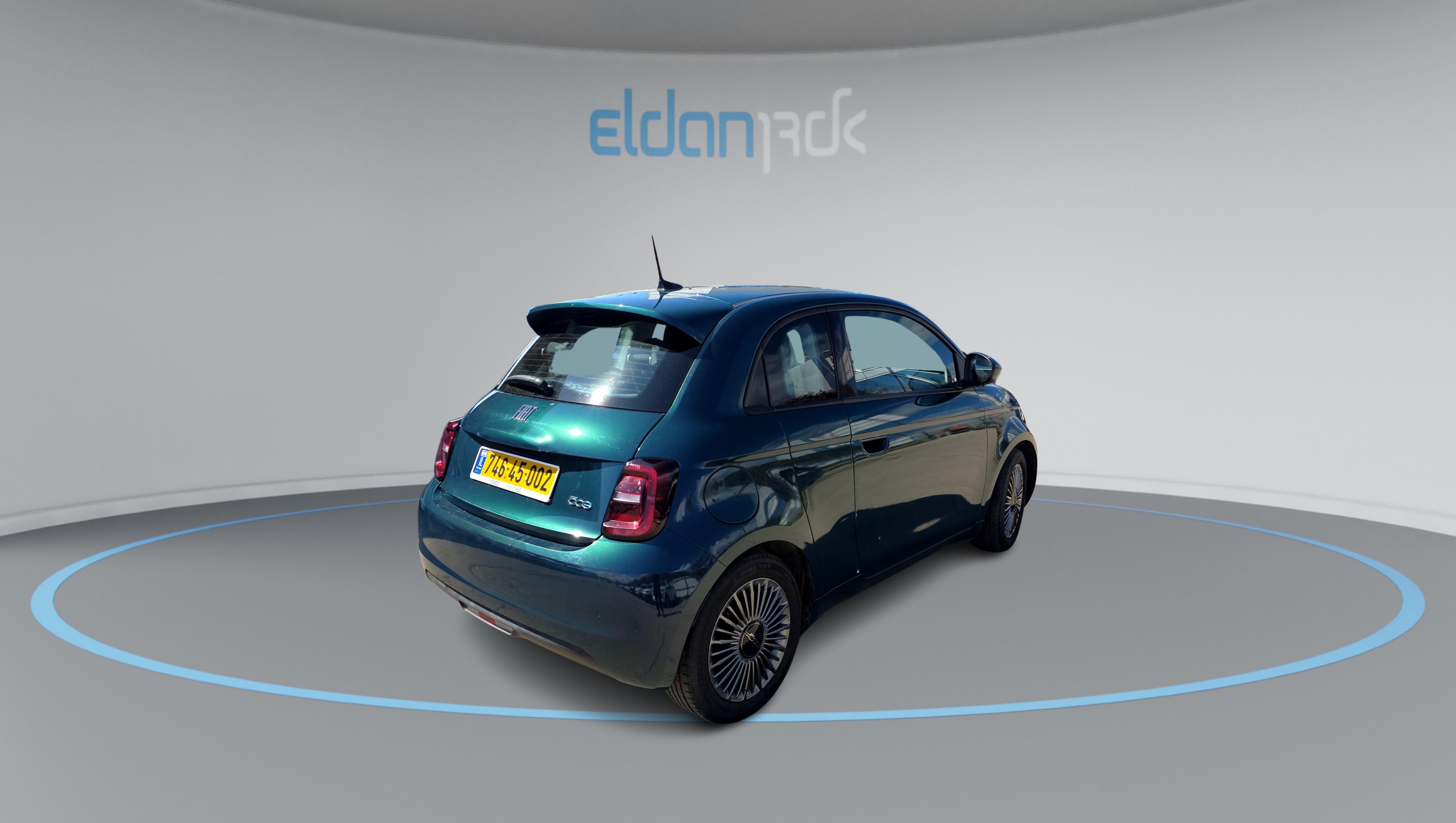 פיאט 500E ICON 3+1