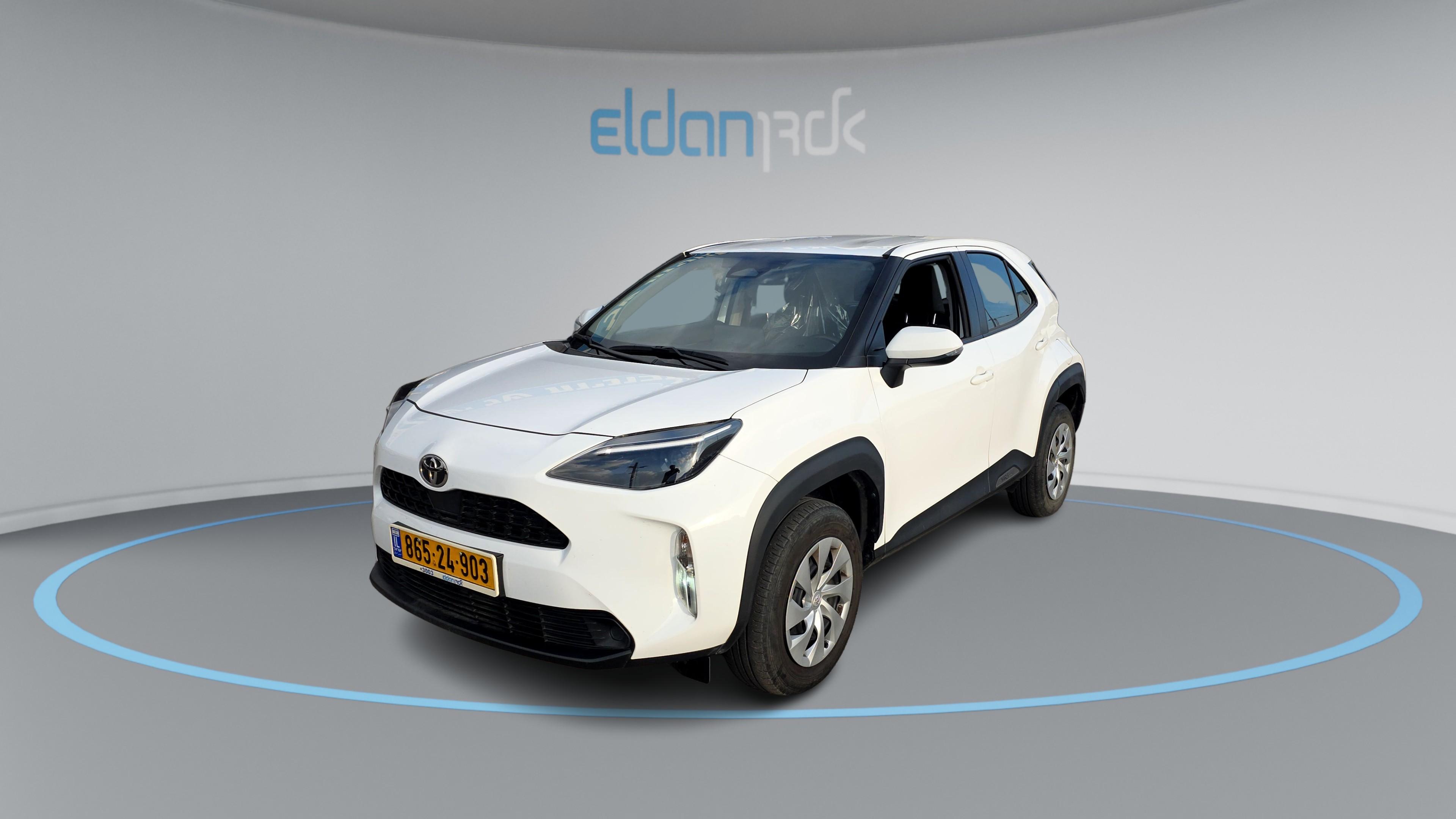 טויוטה היברידי ECO יאריס קרוס