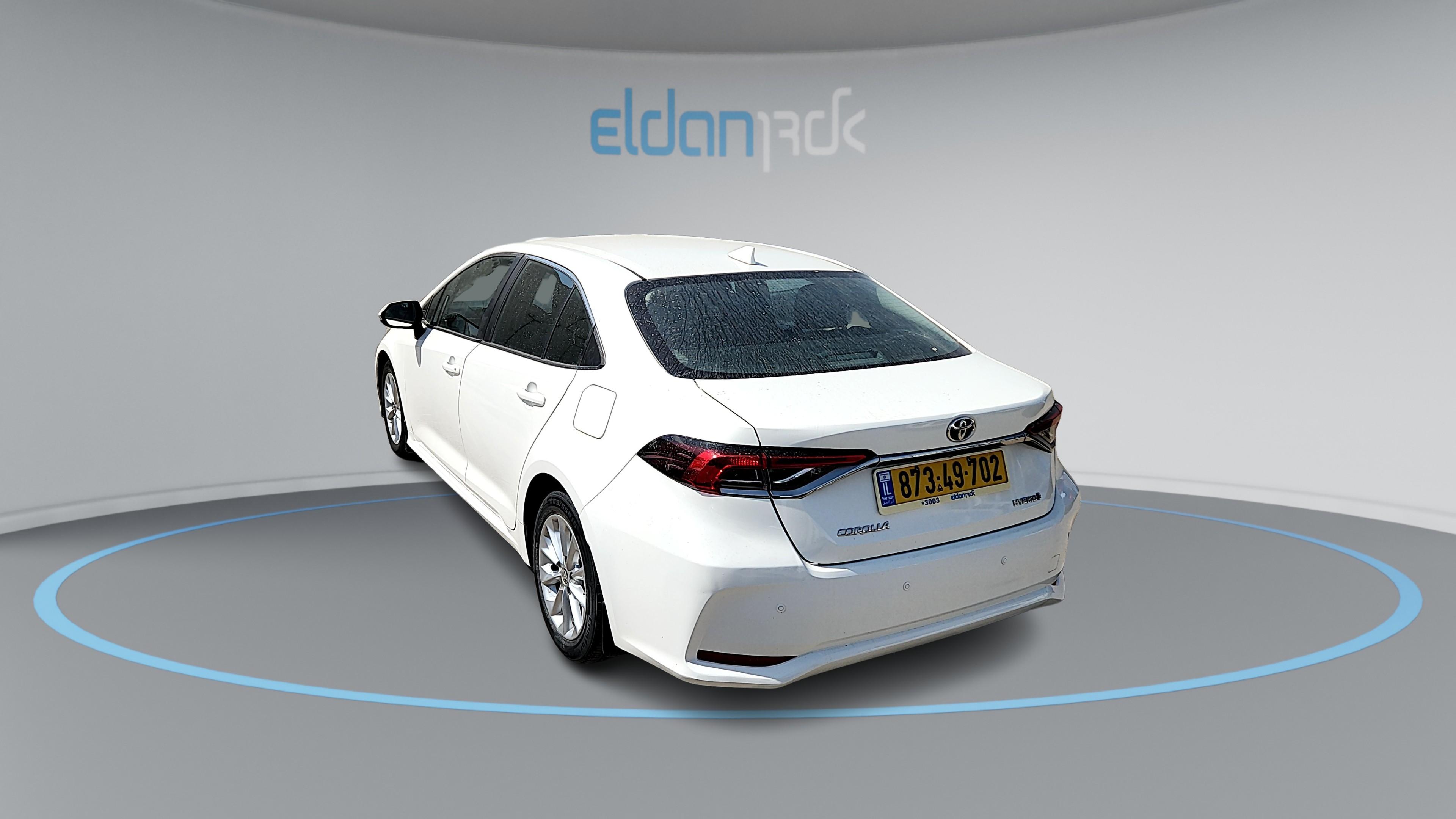 טויוטה היברידי SUN קורולה