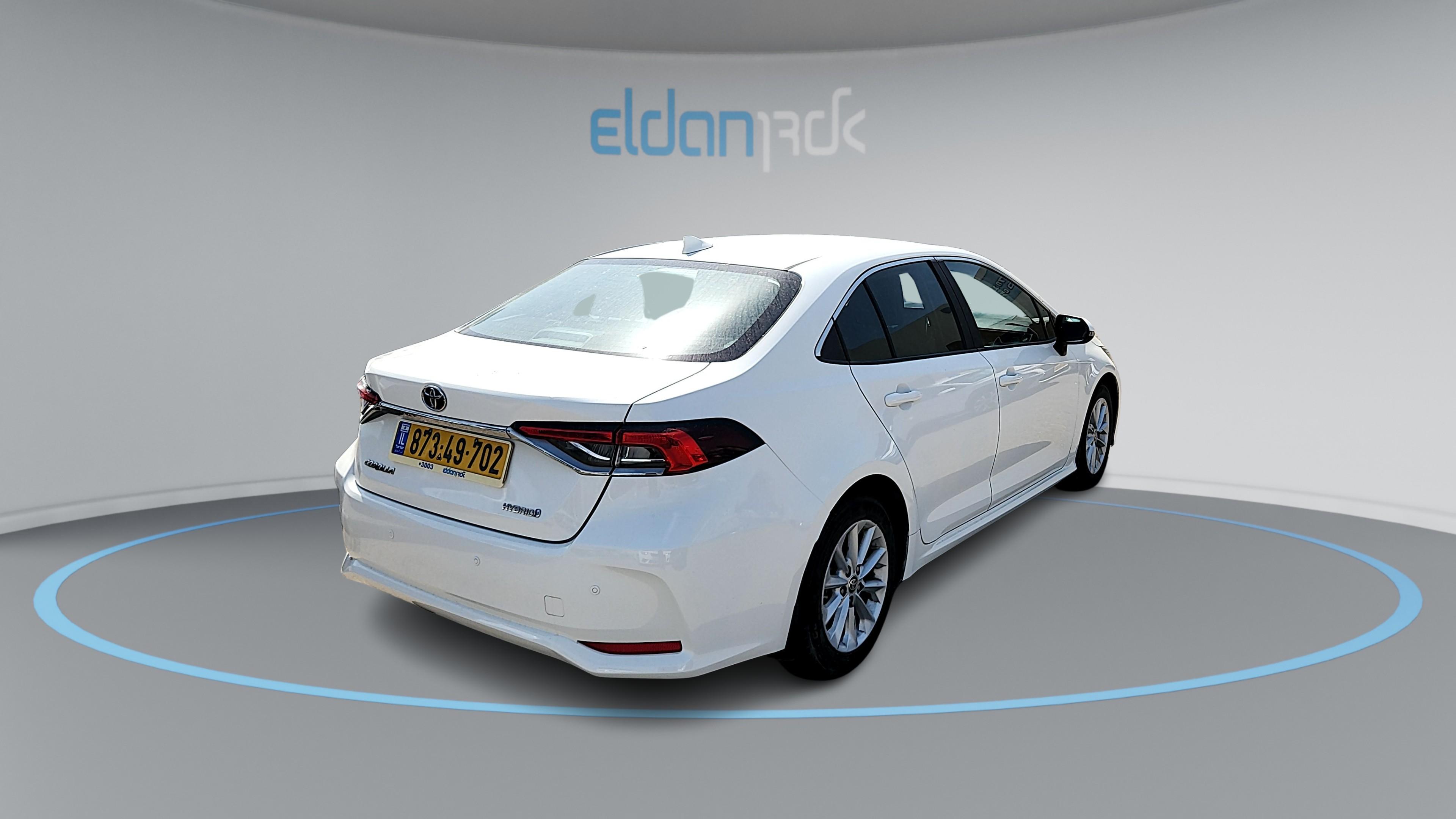 טויוטה היברידי SUN קורולה