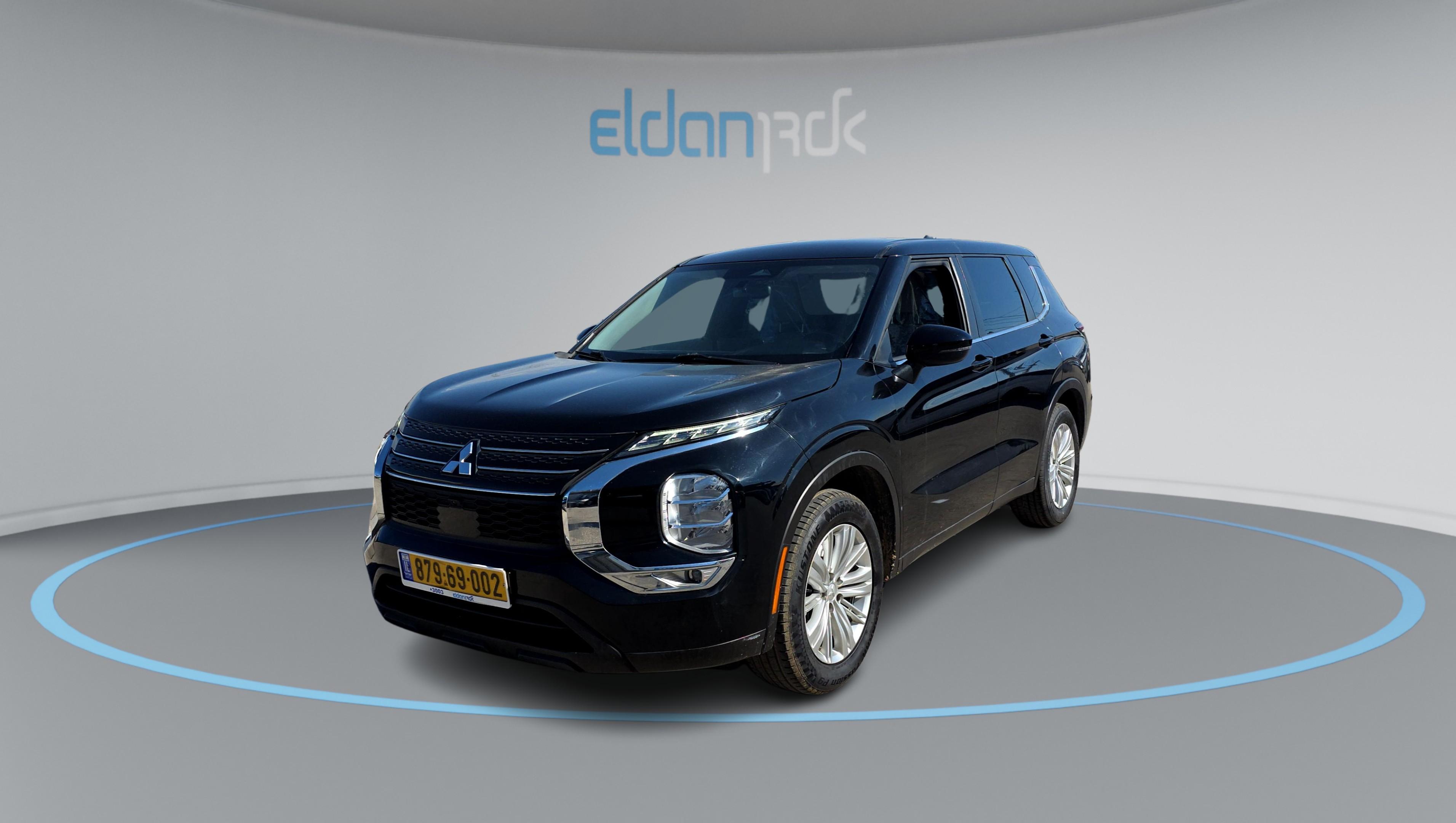 מיצובישי אאוטלנדר EXECUTIVE