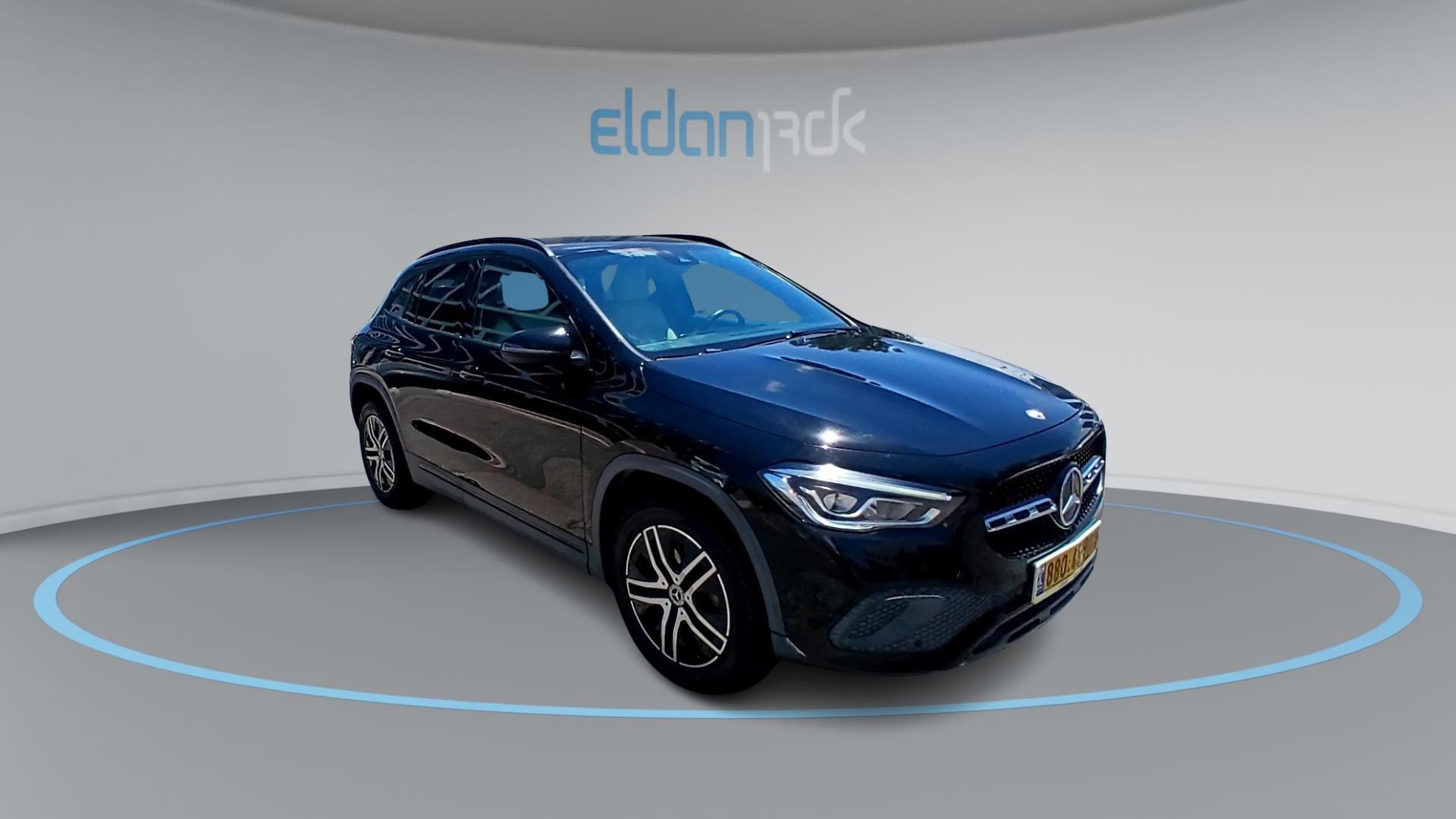 מרצדס EXCLUSIVE GLA180